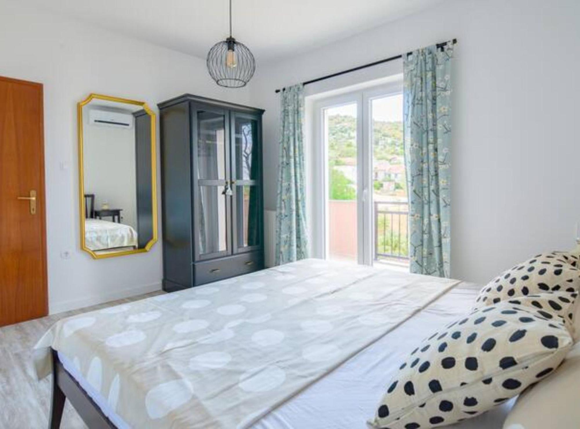 Apartment Villa Troskot Pirovac Exteriér fotografie
